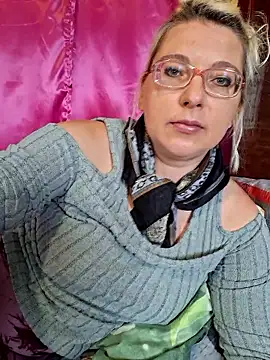 VikaKing online show from June 1, 2026, 7:19 am