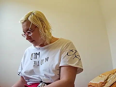 Snapshot of VikaKing chatting on January 14, 2026, 10:30 am VikaKing online show from January 14, 2026, 10:30 am