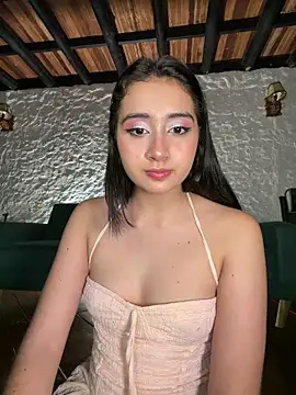 kaori 77 online show from May 25, 2026, 4:12 am