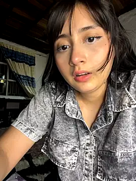 Snapshot of kaori_77 chatting on September 19, 2025, 2:04 am kaori 77 online show from September 19, 2025, 2:04 am