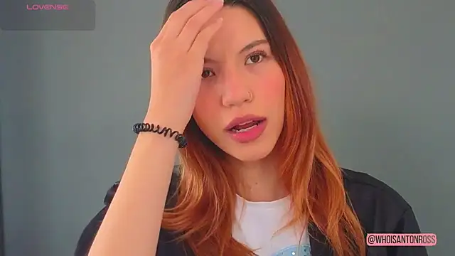 Snapshot of AntonellaaRossii chatting on February 20, 2026, 1:24 pm AntonellaaRossii online show from February 20, 2026, 1:24 pm