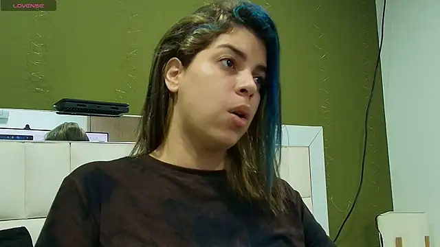 gisell gomez online show from September 21, 2025, 12:10 pm