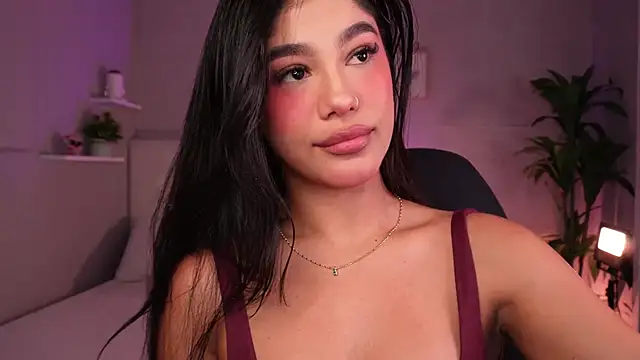 barbaramarmol online show from November 9, 2025, 12:42 pm