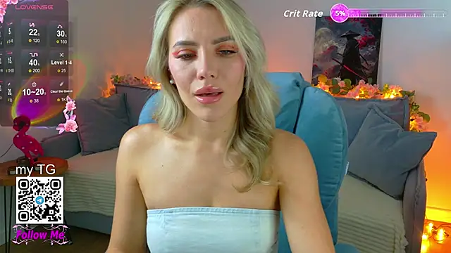 Snapshot of HoneyJohansson chatting on September 9, 2025, 3:21 pm HoneyJohansson online show from September 9, 2025, 3:21 pm