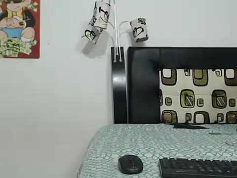 Snapshot of Thomasjons_ chatting on September 10, 2025, 4:22 am Thomasjons online show from September 10, 2025, 4:22 am