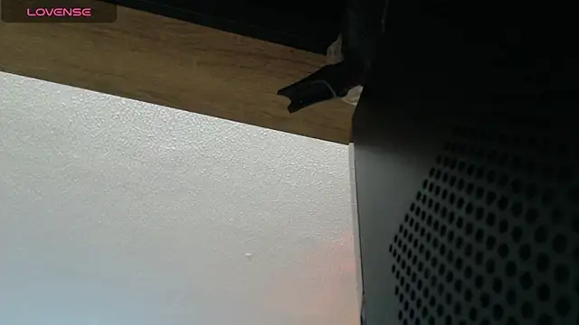 Snapshot of Thomasjons_ chatting on May 11, 2026, 3:52 am Thomasjons online show from May 11, 2026, 3:52 am