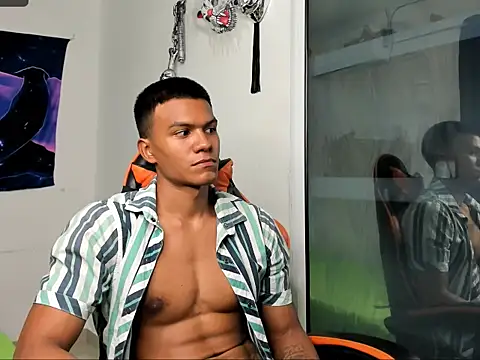 jeanfran ferrer online show from September 14, 2025, 7:03 pm