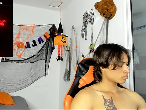 Snapshot of kenshi_roa chatting on October 21, 2025, 2:33 am kenshi roa online show from October 21, 2025, 2:33 am