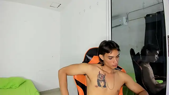 Snapshot of kenshi_roa chatting on November 24, 2025, 3:06 am kenshi roa online show from November 24, 2025, 3:06 am