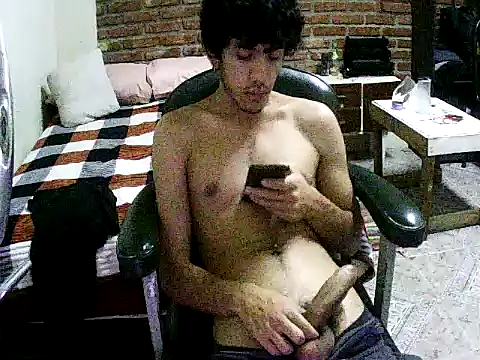 Ezequiel2006xh online show from April 14, 2026, 5:34 am