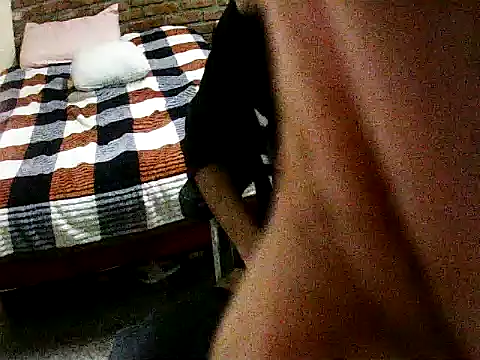 Ezequiel2006xh online show from April 17, 2026, 7:55 am