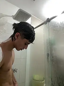 Snapshot of axel_davis_ chatting on February 23, 2026, 2:02 am axel davis online show from February 23, 2026, 2:02 am