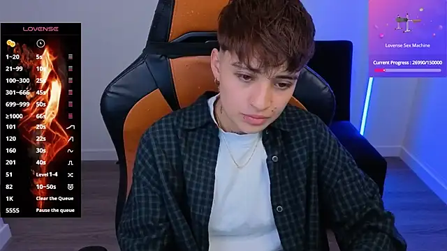 imlaiaaa online show from September 19, 2025, 9:52 pm