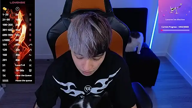 imlaiaaa online show from September 26, 2025, 9:21 pm