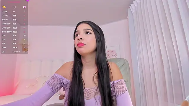 kim dreams18 online show from June 18, 2026, 11:32 pm