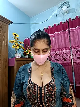 Cute Faria online show from November 22, 2025, 4:50 pm