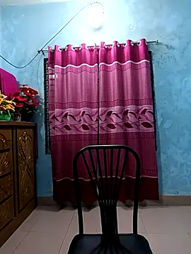 Snapshot of Cute_Faria chatting on October 1, 2025, 4:33 pm Cute Faria online show from October 1, 2025, 4:33 pm