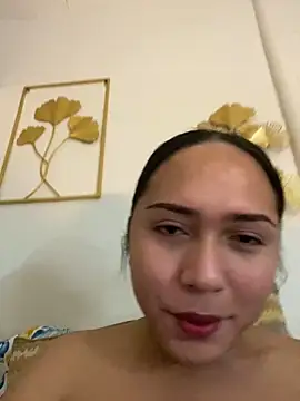 Snapshot of IvoryKath chatting on April 2, 2026, 6:53 am IvoryKath online show from April 2, 2026, 6:53 am