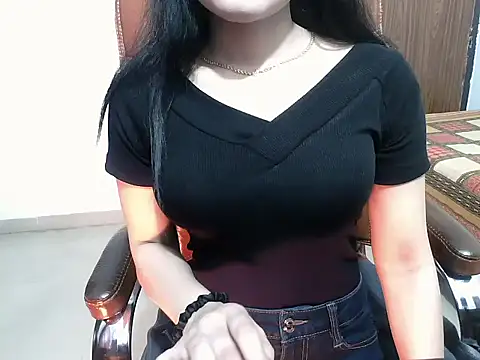 Snapshot of Hazel_Angel chatting on March 27, 2026, 10:27 am Hazel Angel online show from March 27, 2026, 10:27 am