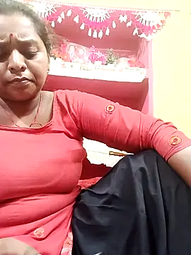 Hot crety online show from May 26, 2026, 6:50 pm