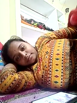 Hot crety online show from December 3, 2025, 8:36 am