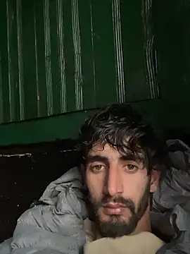 lyath3245 online show from February 22, 2026, 11:56 am