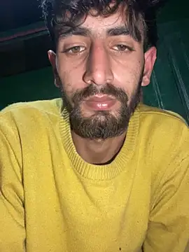 lyath3245 online show from February 9, 2026, 11:03 pm