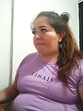 Snapshot of Daphne_girlsex chatting on May 18, 2026, 9:19 pm Daphne girlsex online show from May 18, 2026, 9:19 pm