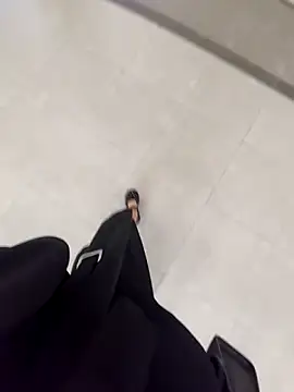 meomeocute online show from March 7, 2026, 4:08 am