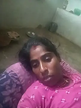 Snapshot of Hot_bhabi01 chatting on September 10, 2025, 11:15 pm Hot bhabi01 online show from September 10, 2025, 11:15 pm