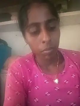 Snapshot of Hot_bhabi01 chatting on September 27, 2025, 4:40 am Hot bhabi01 online show from September 27, 2025, 4:40 am