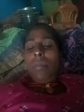 Snapshot of Hot_bhabi01 chatting on October 5, 2025, 3:14 pm Hot bhabi01 online show from October 5, 2025, 3:14 pm