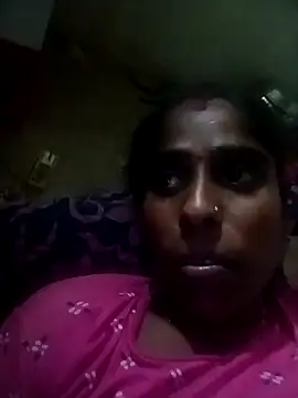 Snapshot of Hot_bhabi01 chatting on September 28, 2025, 5:42 pm Hot bhabi01 online show from September 28, 2025, 5:42 pm