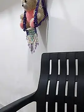 sneha bebo online show from November 23, 2025, 3:33 pm