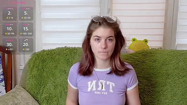 ElzaBlis online show from September 27, 2025, 3:07 pm