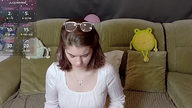 Snapshot of ElzaBlis chatting on March 19, 2026, 3:23 pm ElzaBlis online show from March 19, 2026, 3:23 pm