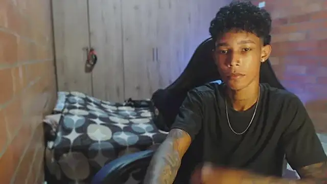 Snapshot of James_rufin chatting on September 9, 2025, 11:14 pm James rufin online show from September 9, 2025, 11:14 pm