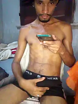 Snapshot of mayevviaqui chatting on February 22, 2026, 11:45 am mayevviaqui online show from February 22, 2026, 11:45 am