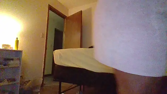 Snapshot of TharealBunn chatting on February 13, 2026, 10:15 am TharealBunn online show from February 13, 2026, 10:15 am