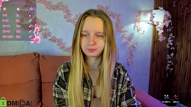 Snapshot of Rina_Panic chatting on October 8, 2025, 12:56 am Rina Panic online show from October 8, 2025, 12:56 am