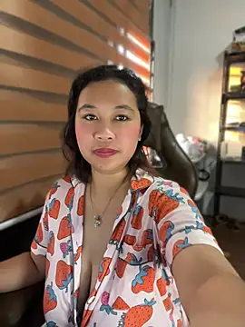 Snapshot of sweet-candy07 chatting on April 15, 2026, 10:10 pm sweet-candy07 online show from April 15, 2026, 10:10 pm