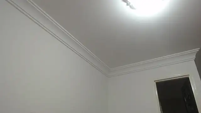 nathaly jones  online show from December 3, 2025, 12:26 pm