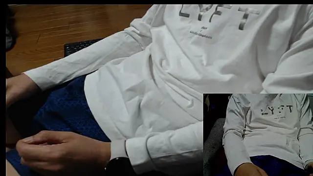 Yasu2000 online show from June 3, 2026, 1:17 am