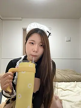 Snapshot of _YUNOo0_ chatting on November 20, 2025, 12:39 pm YUNOo0 online show from November 20, 2025, 12:39 pm