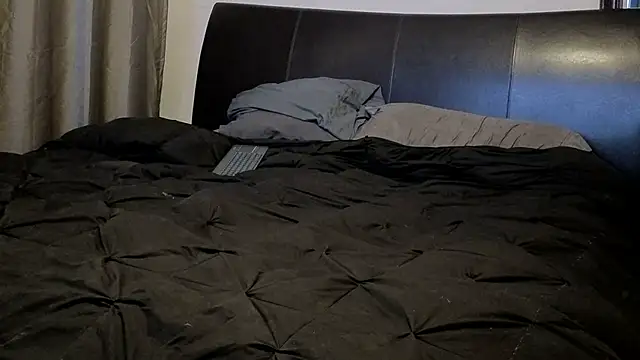 pantyhoselover54 online show from October 27, 2025, 12:44 am