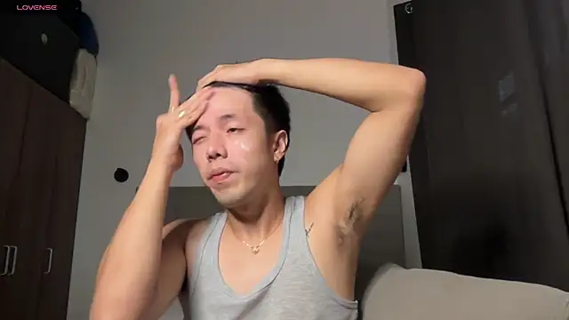 Snapshot of Addictiveboi chatting on June 1, 2026, 4:56 am Addictiveboi online show from June 1, 2026, 4:56 am
