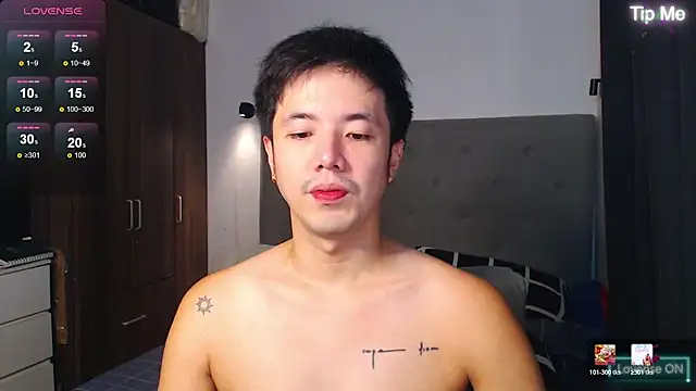 Snapshot of Addictiveboi chatting on April 25, 2026, 2:25 am Addictiveboi online show from April 25, 2026, 2:25 am