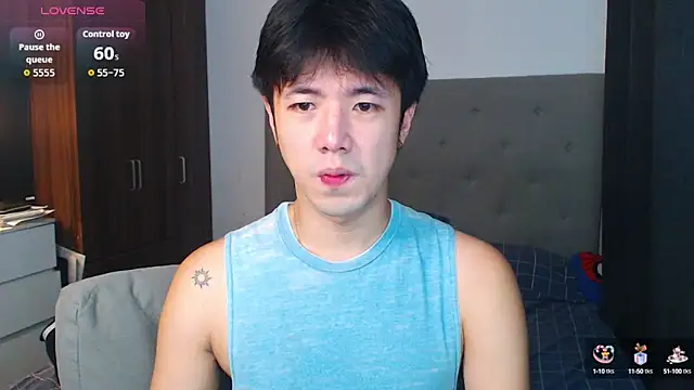 Snapshot of Addictiveboi chatting on September 11, 2025, 3:28 am Addictiveboi online show from September 11, 2025, 3:28 am