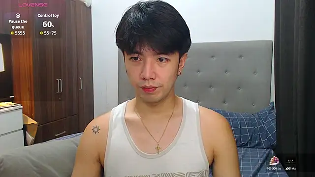 Snapshot of Addictiveboi chatting on October 9, 2025, 3:29 am Addictiveboi online show from October 9, 2025, 3:29 am