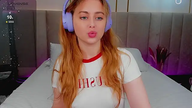 Snapshot of Alice_Wander chatting on September 11, 2025, 2:22 am Alice Wander online show from September 11, 2025, 2:22 am